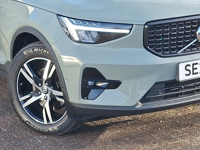 Used Volvo XC40 2023 for sale - 76707923: Photo 9