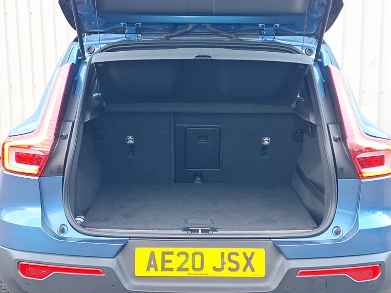 Used Volvo XC40 2020 for sale - 76397303: Photo 8