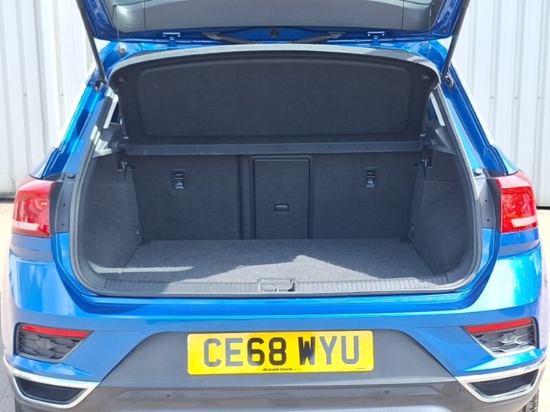 Used Volkswagen T-Roc 2018 for sale - 77183968: Photo 8