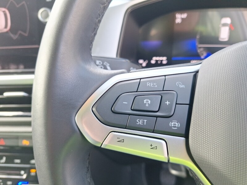 Used Volkswagen T-Roc 2023 for sale - 78151388: Photo 15