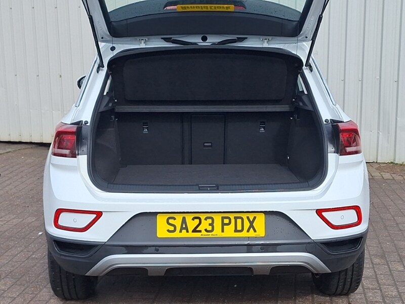Used Volkswagen T-Roc 2023 for sale - 78151388: Photo 8