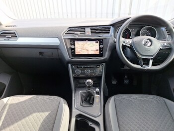 Used Volkswagen Tiguan 2019 for sale - 78342613: Photo