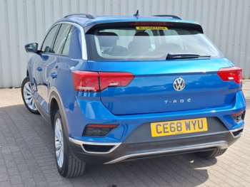 Used Volkswagen T-Roc 2018 for sale - 74744561: Photo
