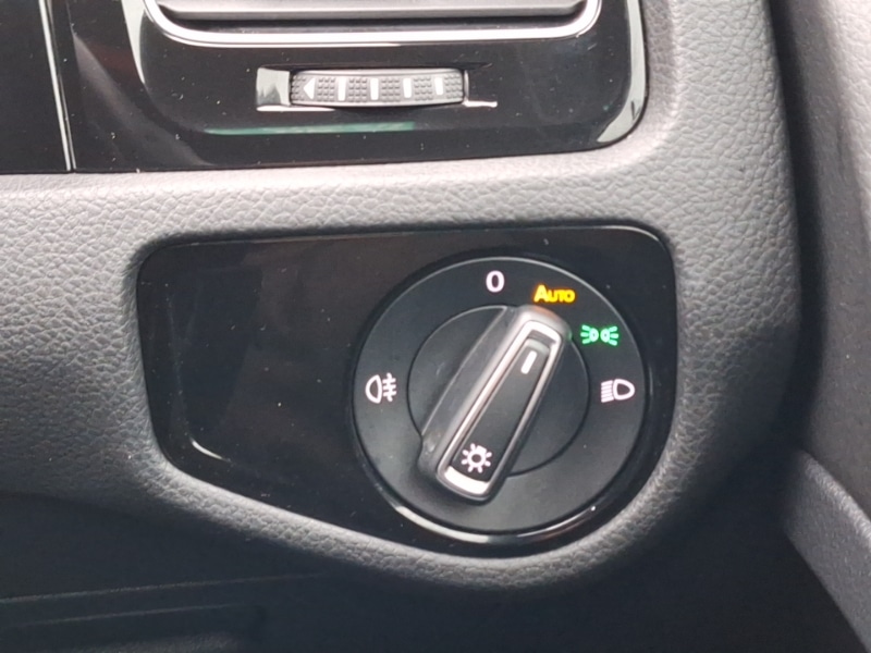 Used Volkswagen Golf 2019 for sale - 76478659: Photo 14