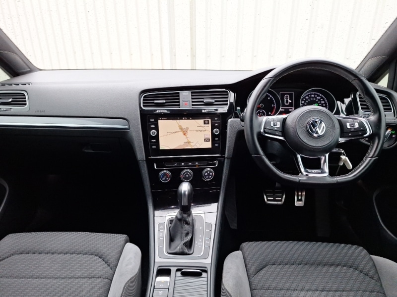 Used Volkswagen Golf 2019 for sale - 76478659: Photo 2