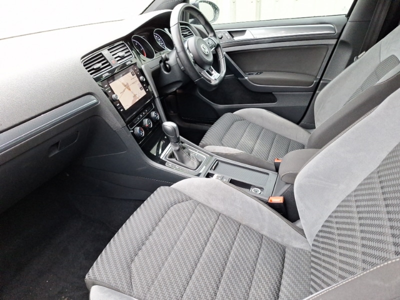 Used Volkswagen Golf 2019 for sale - 76478659: Photo 5