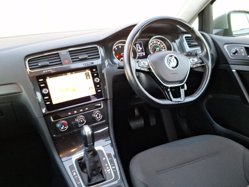 Used Volkswagen Golf 2019 for sale - 77569229: Photo 10