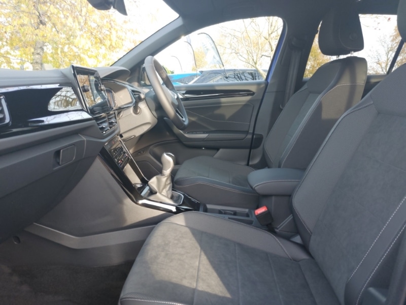 Used Volkswagen T-Roc 2025 for sale - 76947320: Photo 5