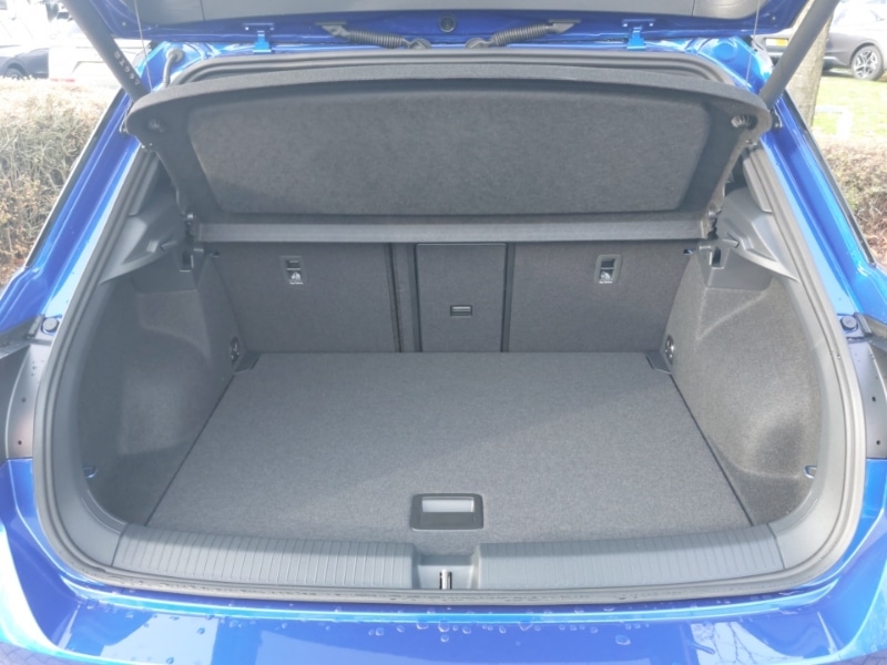 Used Volkswagen T-Roc 2025 for sale - 76947320: Photo 8