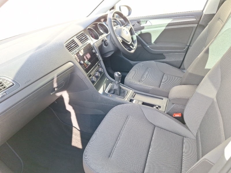 Used Volkswagen Golf 2019 for sale - 76533416: Photo 5