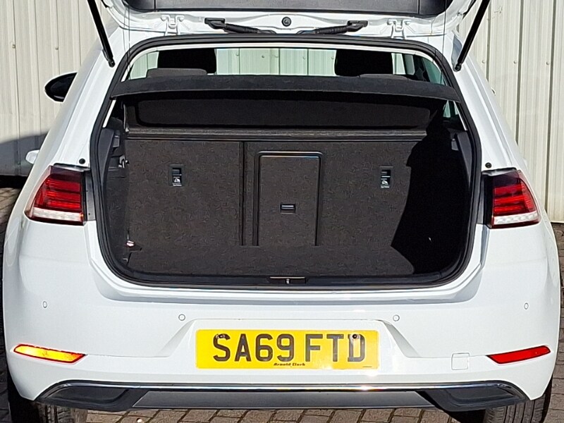 Used Volkswagen Golf 2019 for sale - 76533416: Photo 8