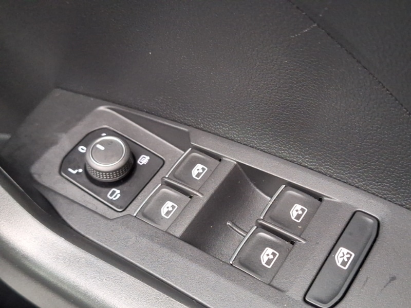 Used Volkswagen T-Cross 2023 for sale - 76707914: Photo 13