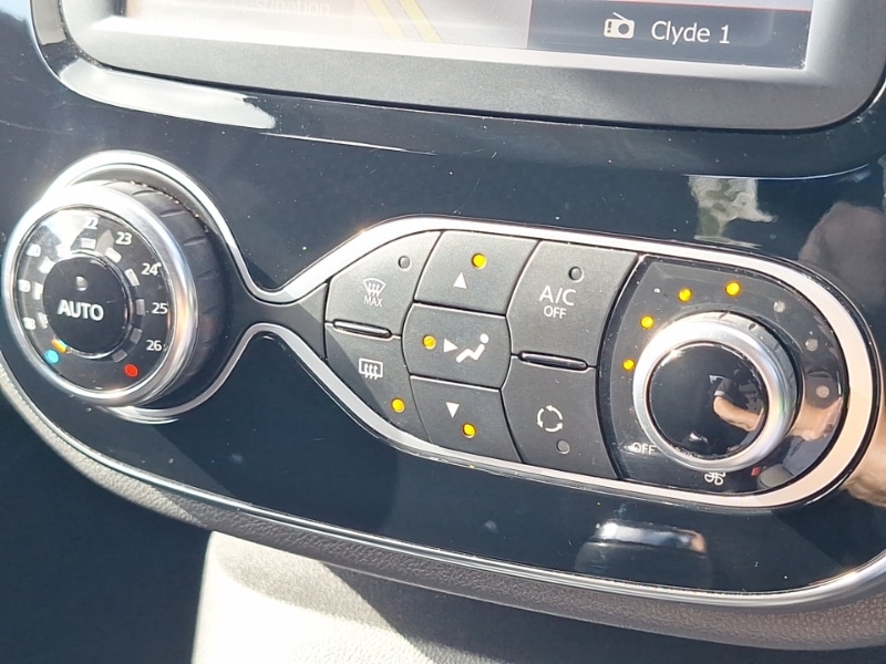 Used Renault Captur 2017 for sale - 77433431: Photo 19