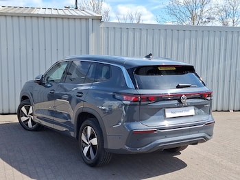 Used Volkswagen Touran 2025 for sale - 78498411: Photo