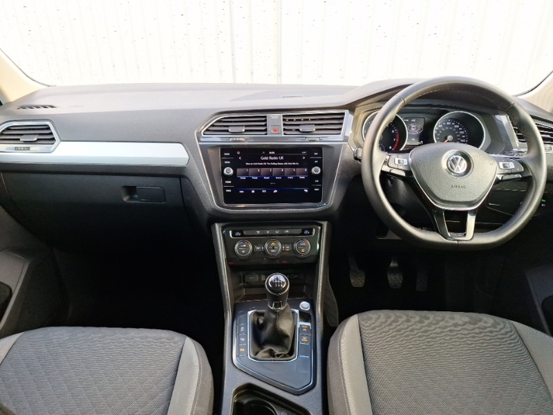 Used Volkswagen Tiguan 2019 for sale - 76897681: Photo 2