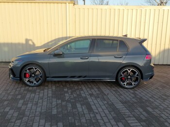 Used Volkswagen Golf 2025 for sale - 76911705: Photo