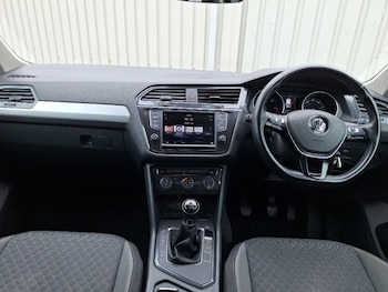 Used Volkswagen Tiguan 2017 for sale - 78642322: Photo