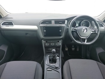Used Volkswagen Tiguan 2018 for sale - 75399840: Photo