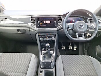 Used Volkswagen T-Roc 2018 for sale - 78704031: Photo