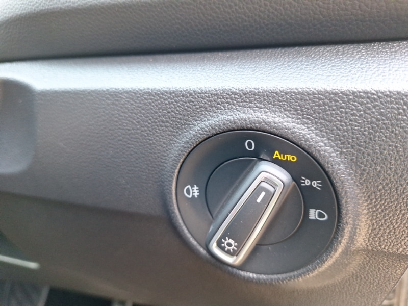 Used Volkswagen T-Roc 2024 for sale - 77623276: Photo 15