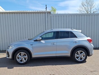 Used Volkswagen T-Roc 2024 for sale - 77623276: Photo
