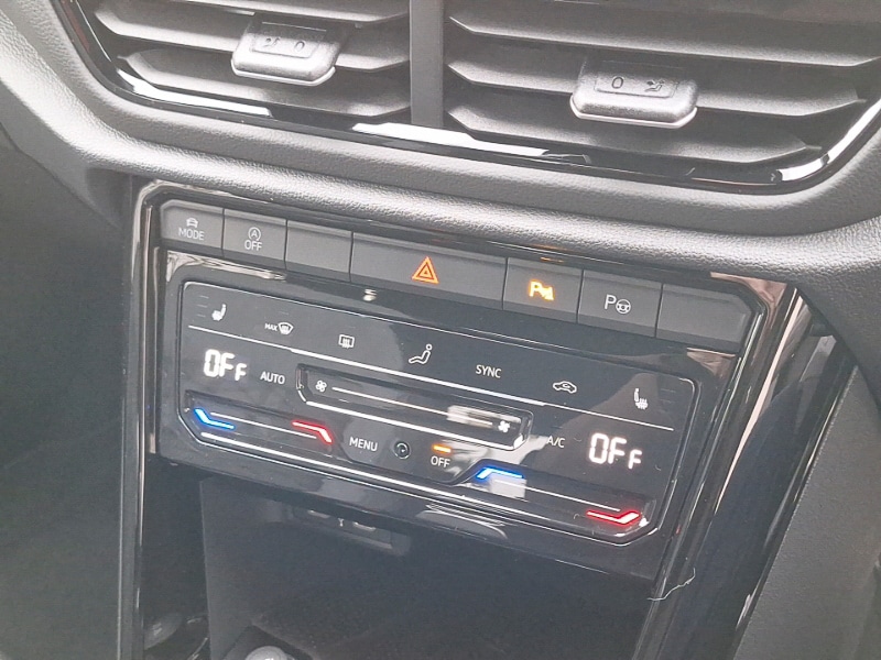 Used Volkswagen T-Roc 2025 for sale - 77453928: Photo 15