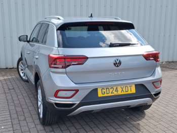Used Volkswagen T-Roc 2024 for sale - 74913953: Photo