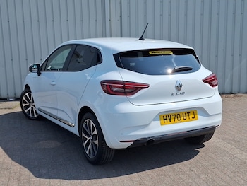 Used Renault Clio 2020 for sale - 79242903: Photo