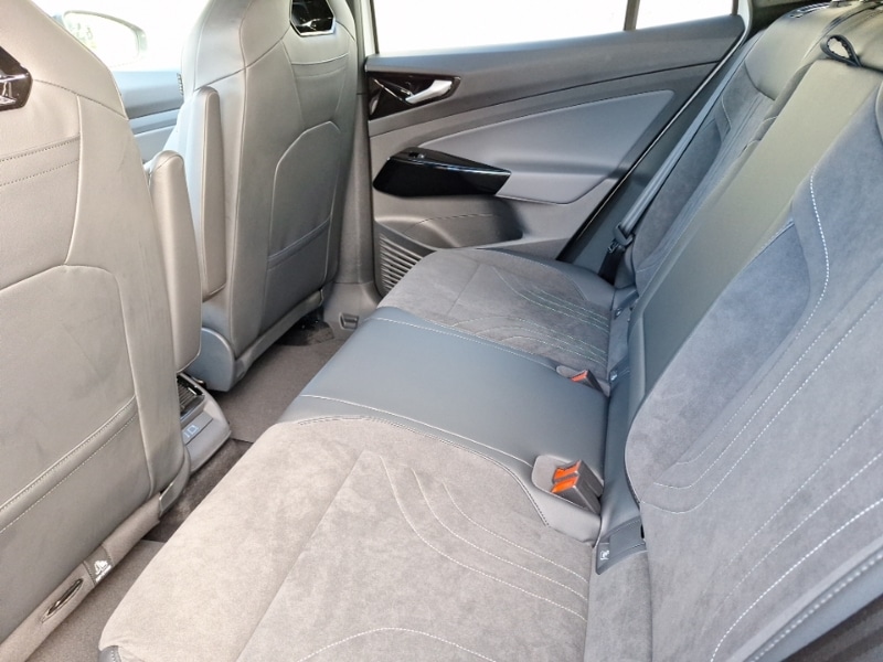 Used Volkswagen ID.4 2025 for sale - 76932508: Photo 6
