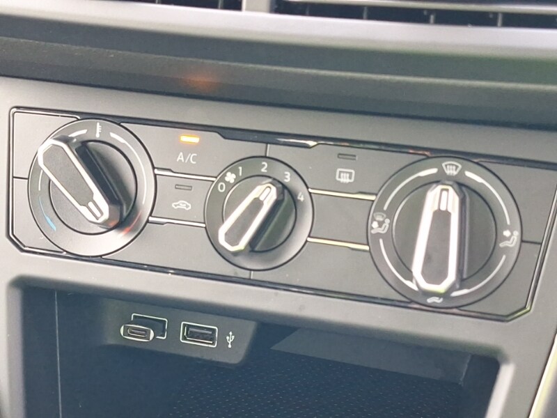 Used Volkswagen Polo 2018 for sale - 77761297: Photo 17