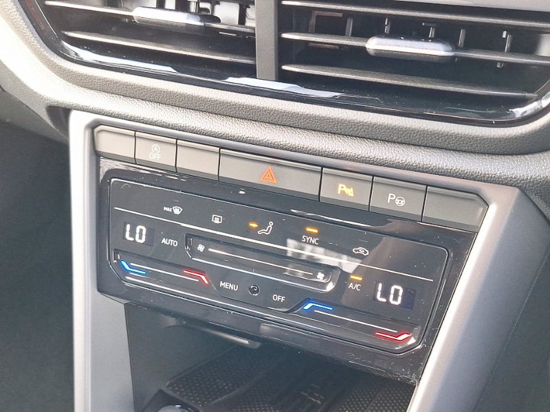 Used Volkswagen T-Roc 2025 for sale - 77881638: Photo 15