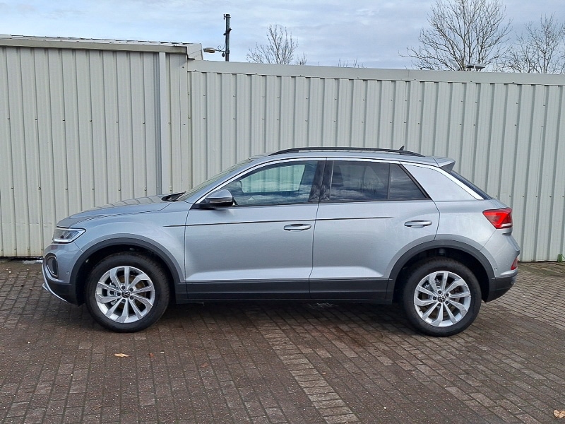 Used Volkswagen T-Roc 2025 for sale - 77881638: Photo 4