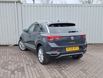Used Volkswagen T-Roc 2019 for sale - 78146393: Photo