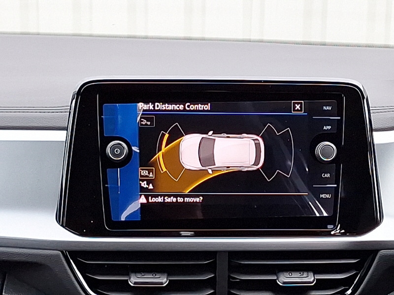 Used Volkswagen T-Roc 2025 for sale - 76947399: Photo 9