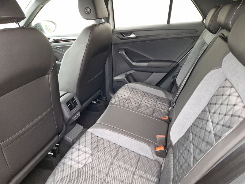 Used Volkswagen T-Roc 2025 for sale - 77651936: Photo 6