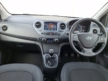 Used Hyundai i10 2019 for sale - 78455770: Photo