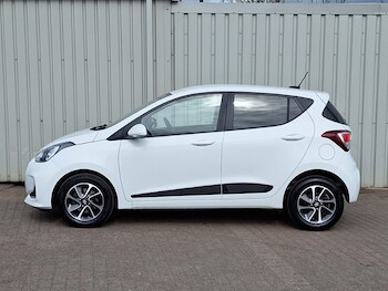 Used Hyundai i10 2019 for sale - 78455770: Photo