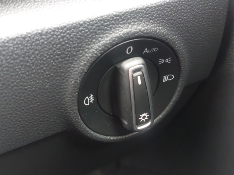 Used Volkswagen T-Roc 2018 for sale - 76335772: Photo 17