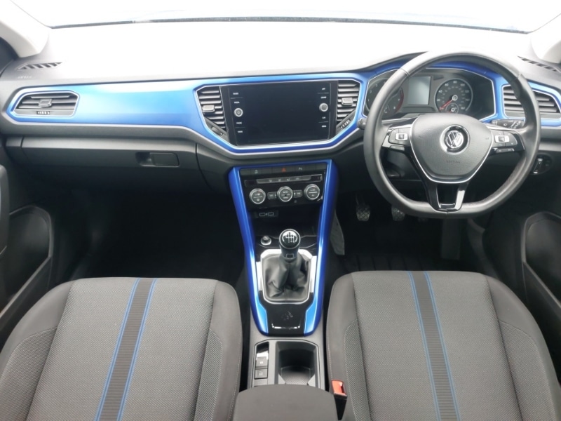 Used Volkswagen T-Roc 2018 for sale - 76335772: Photo 2