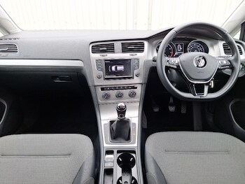 Used Volkswagen Golf 2016 for sale - 78269172: Photo