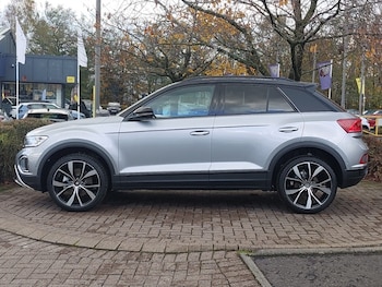Used Volkswagen T-Roc 2025 for sale - 76947330: Photo