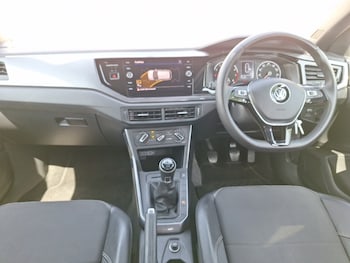 Used Volkswagen Polo 2018 for sale - 79180329: Photo