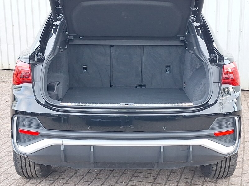 Used Audi Q3 2024 for sale - 77750661: Photo 8