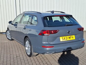 Used Volkswagen Golf 2021 for sale - 78146397: Photo