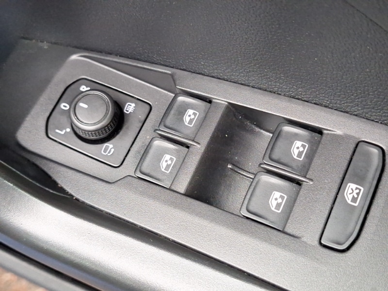 Used Volkswagen T-Cross 2023 for sale - 76834349: Photo 13