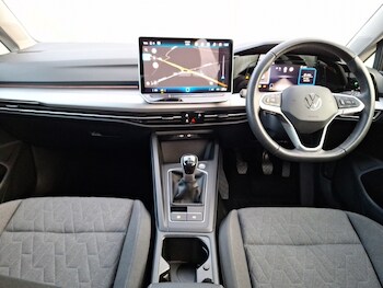 Used Volkswagen Golf 2024 for sale - 76983004: Photo