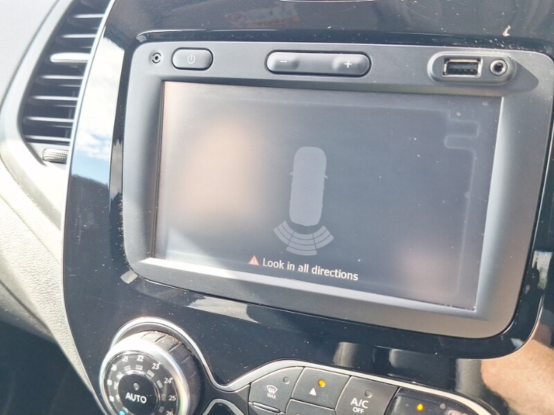 Used Renault Captur 2017 for sale - 77605624: Photo 17