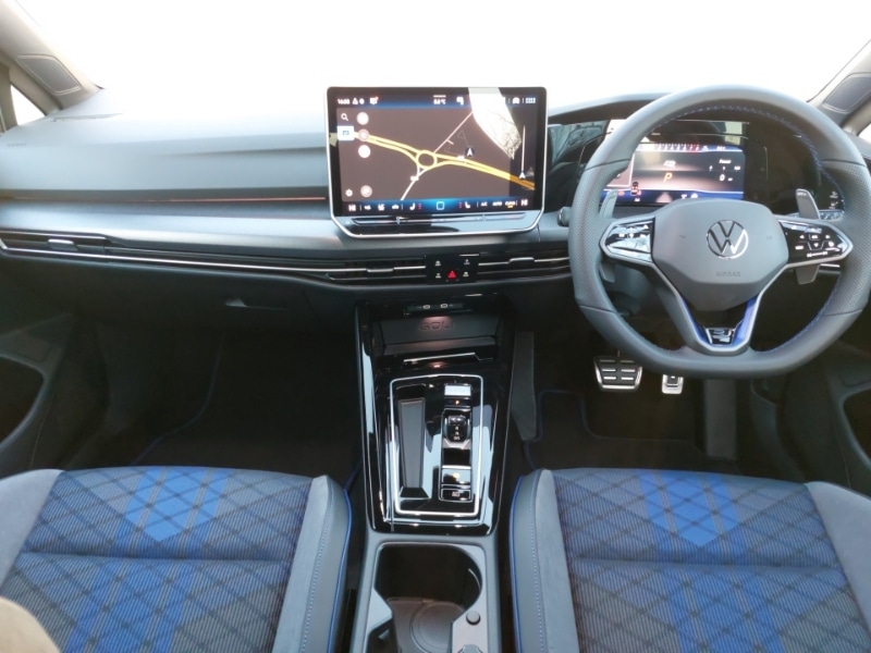 Used Volkswagen Golf 2025 for sale - 76911666: Photo 2