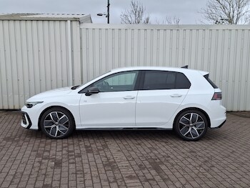 Used Volkswagen Golf 2025 for sale - 77922224: Photo