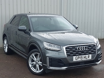 Audi - Q2